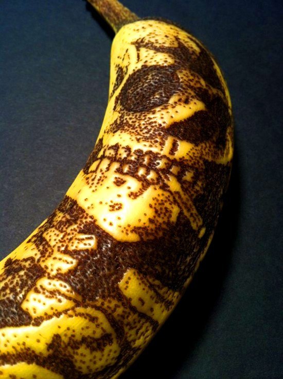 Татуировки на бананах RNXukYGpYuk